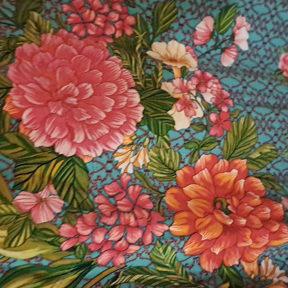 EXC COND JOHNNY WAS of Los Angeles Size S V-Neck! - Picture 6 of 7